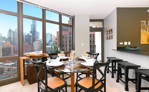 Echelon Chicago apartments for rent at AptAmigo